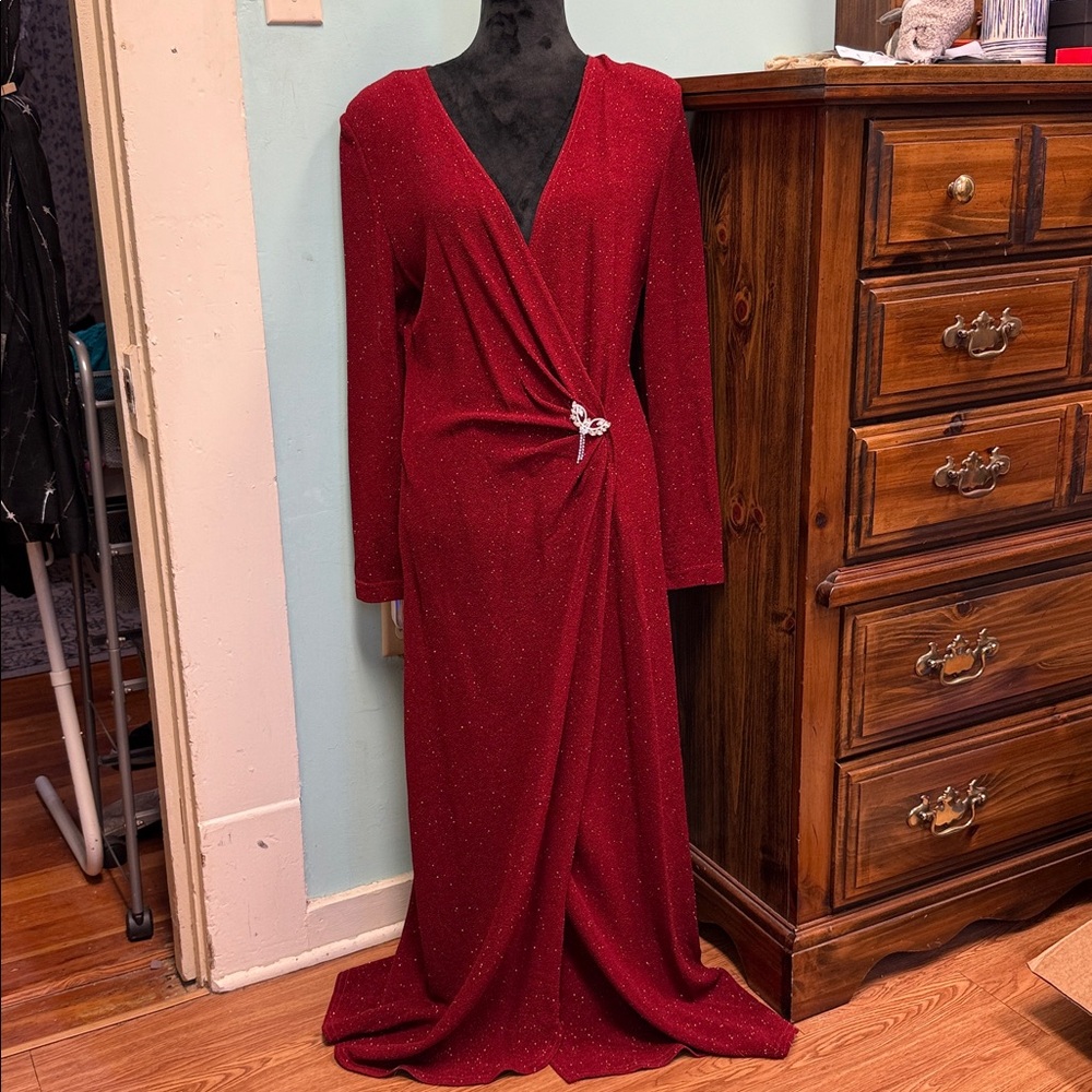 Chic Long Sleeve Red Dress